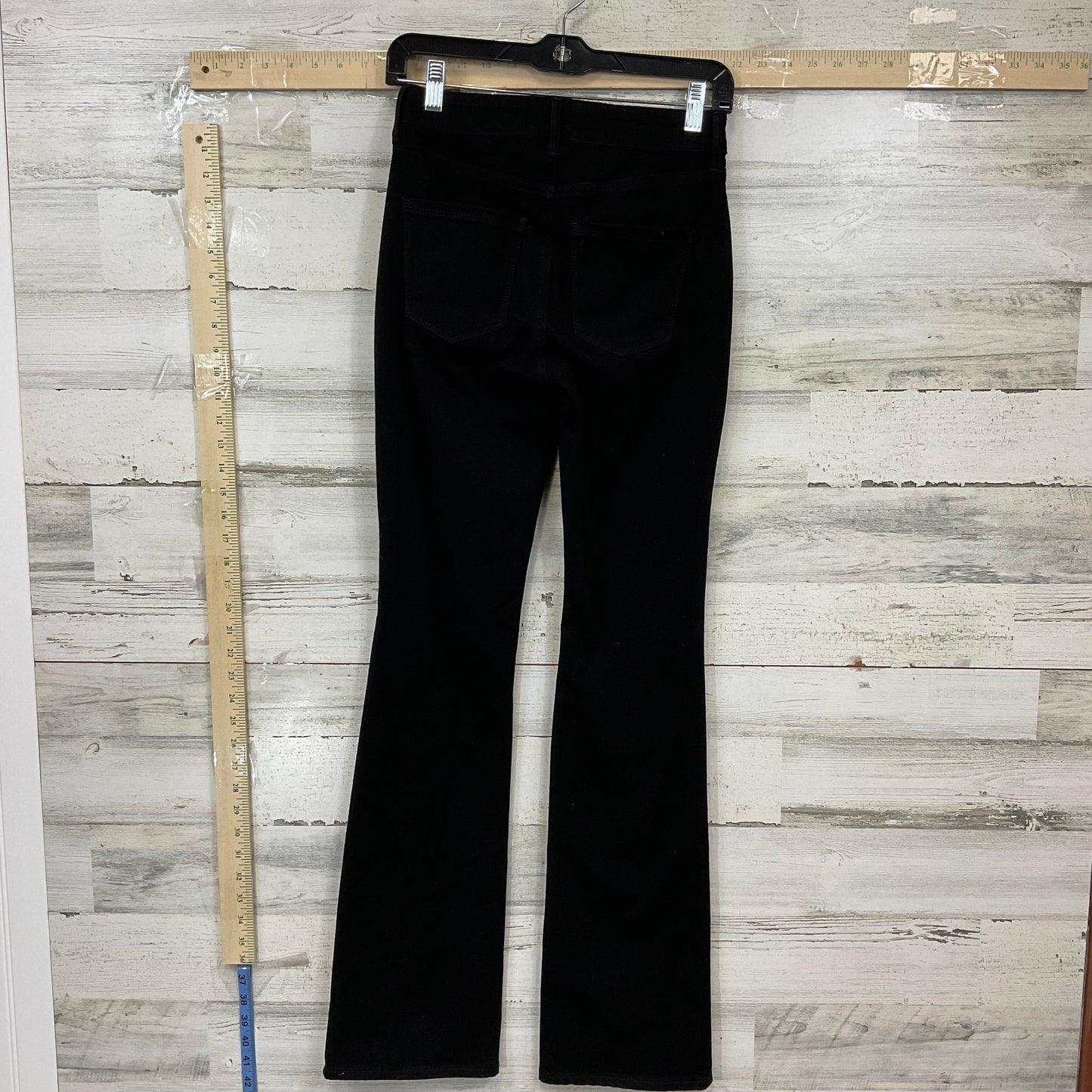 Jeans Flared By White House Black Market  Size: 24