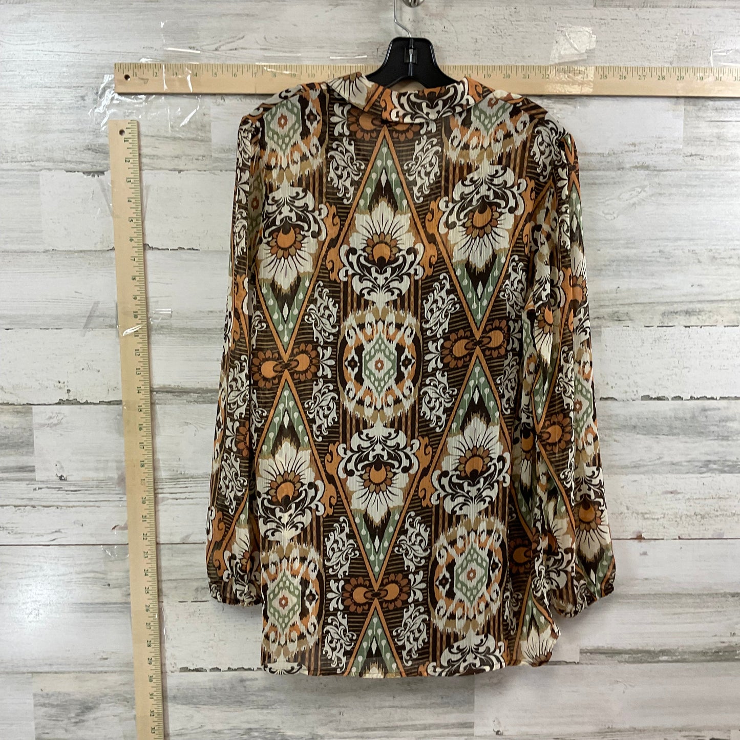 Blouse Long Sleeve By Yest  Size: M