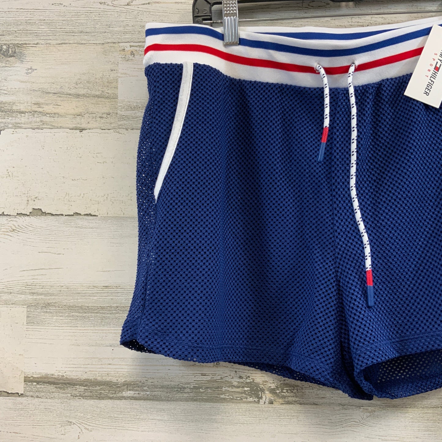 Athletic Shorts By Tommy Hilfiger  Size: L