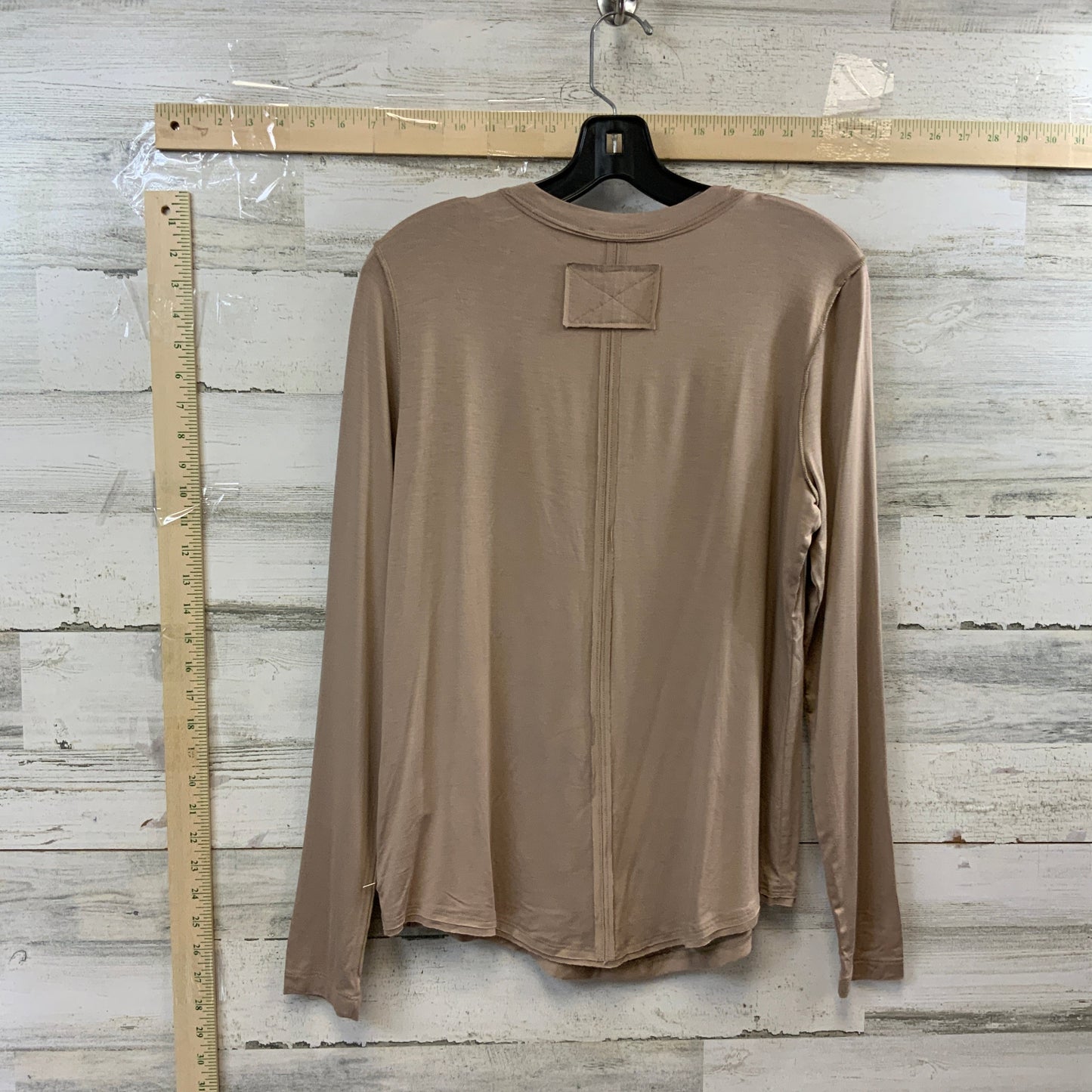 Top Long Sleeve By We The Free  Size: M