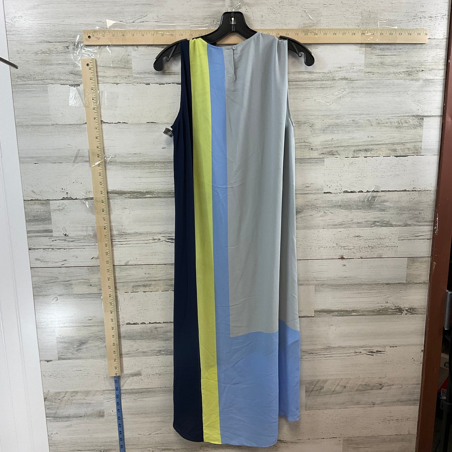 Dress Casual Midi By Bcbgmaxazria  Size: S