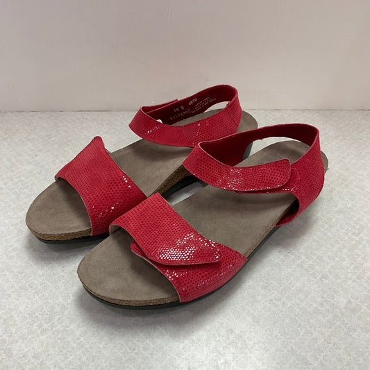 Sandals Flats By Munro  Size: 10