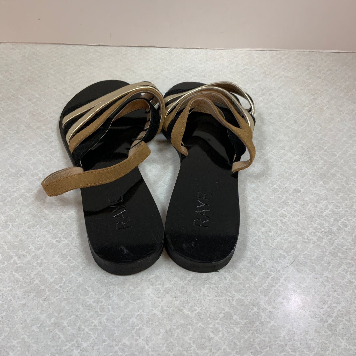 Sandals Flats By Cmb  Size: 8
