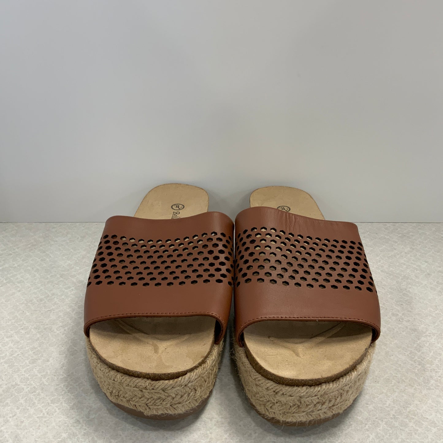 Sandals Flats By Bella vita Size: 12
