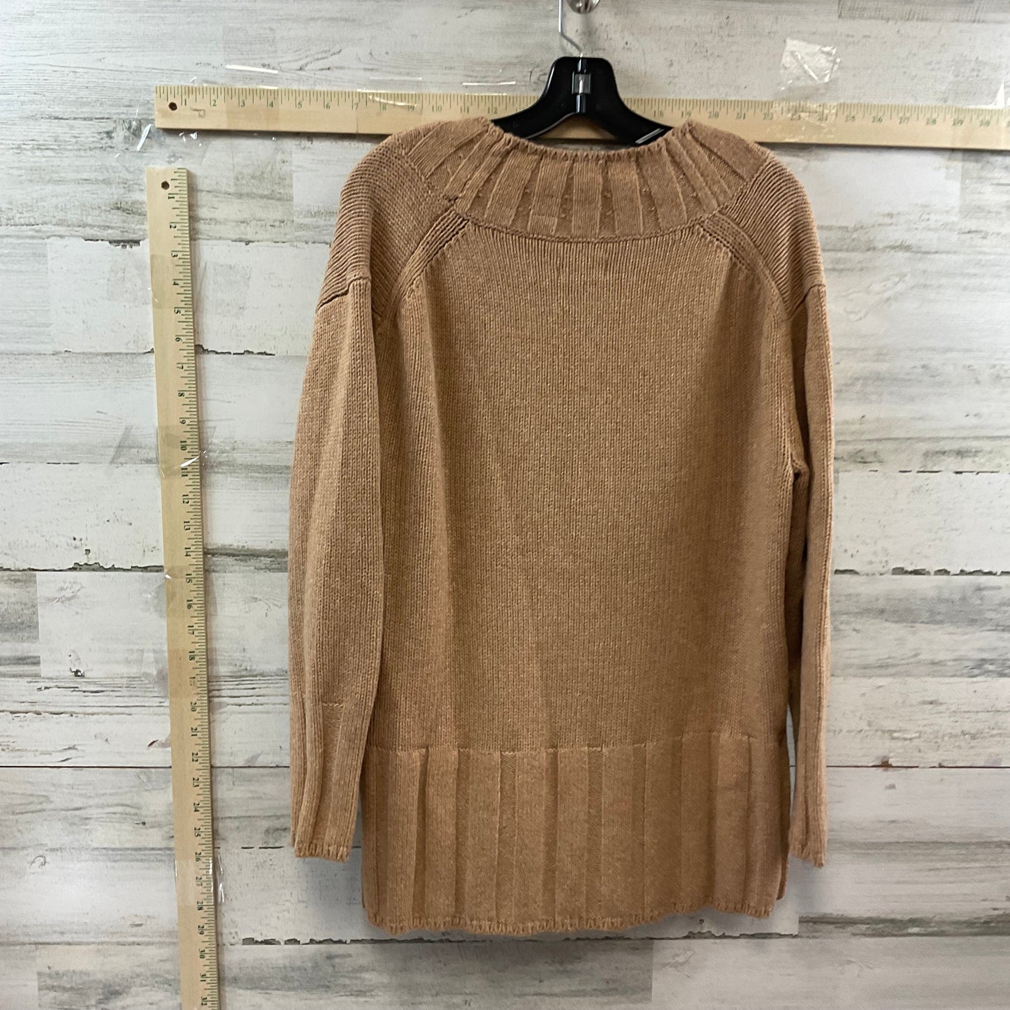 Sweater By Lou And Grey  Size: M