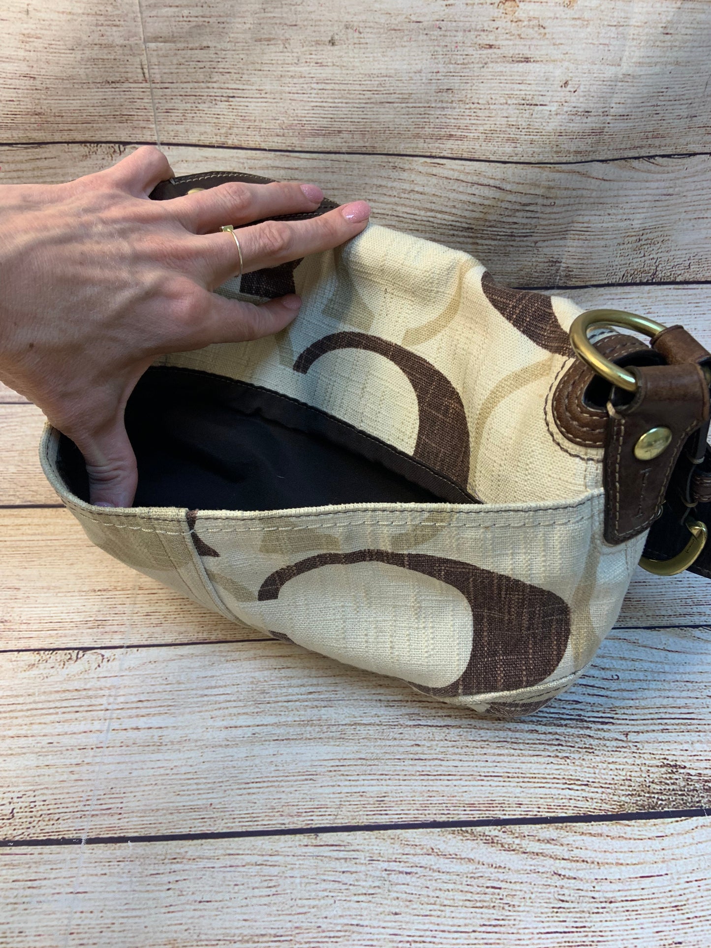 Handbag Designer By Coach O  Size: Medium