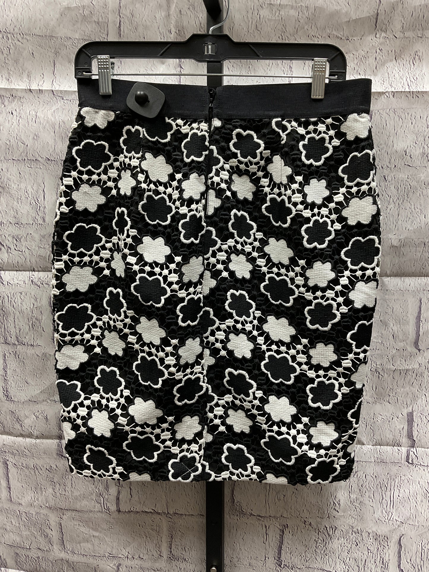 Skirt Midi By Ann Taylor  Size: 10petite