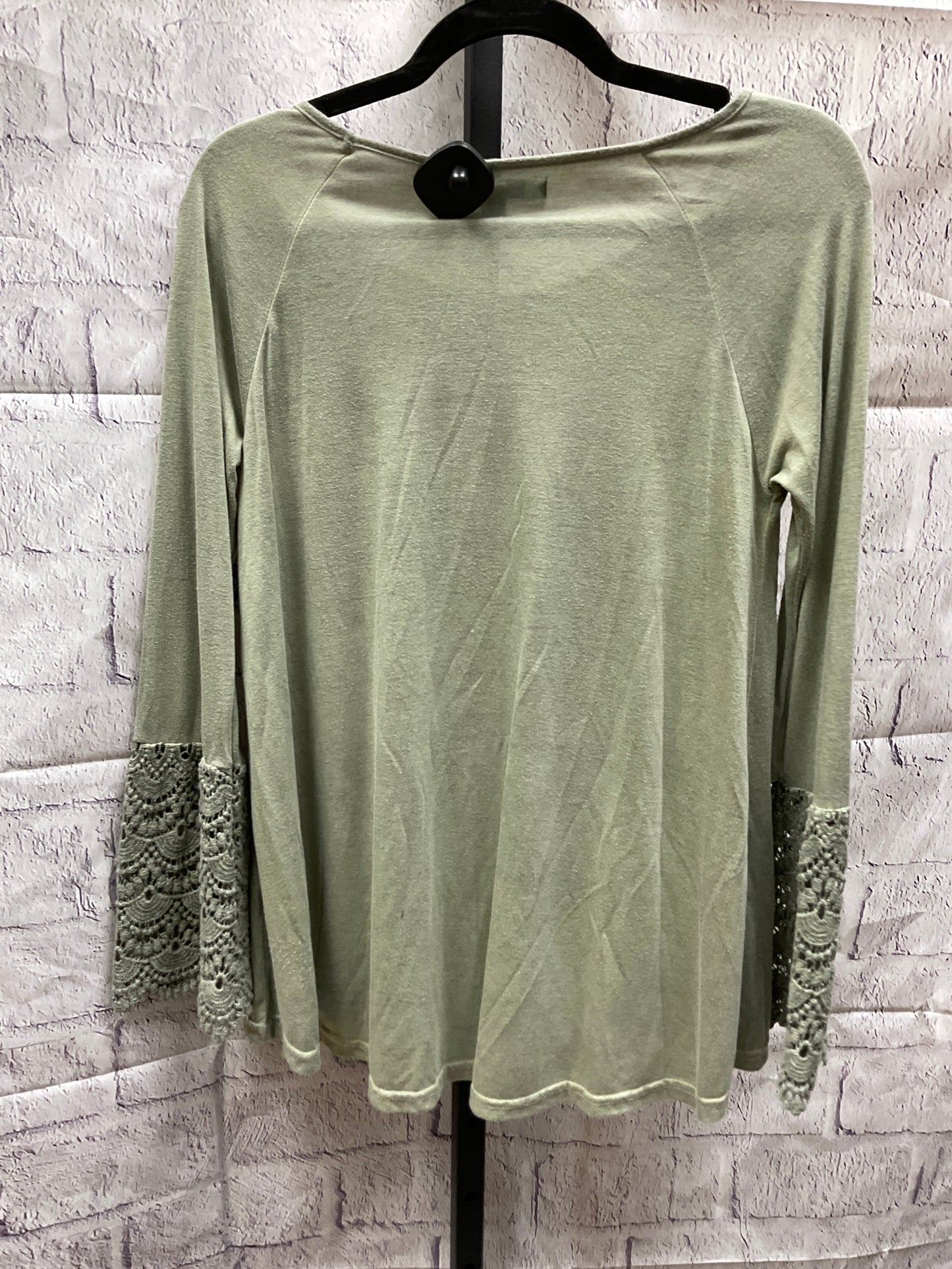 Top Long Sleeve By She + Sky  Size: S