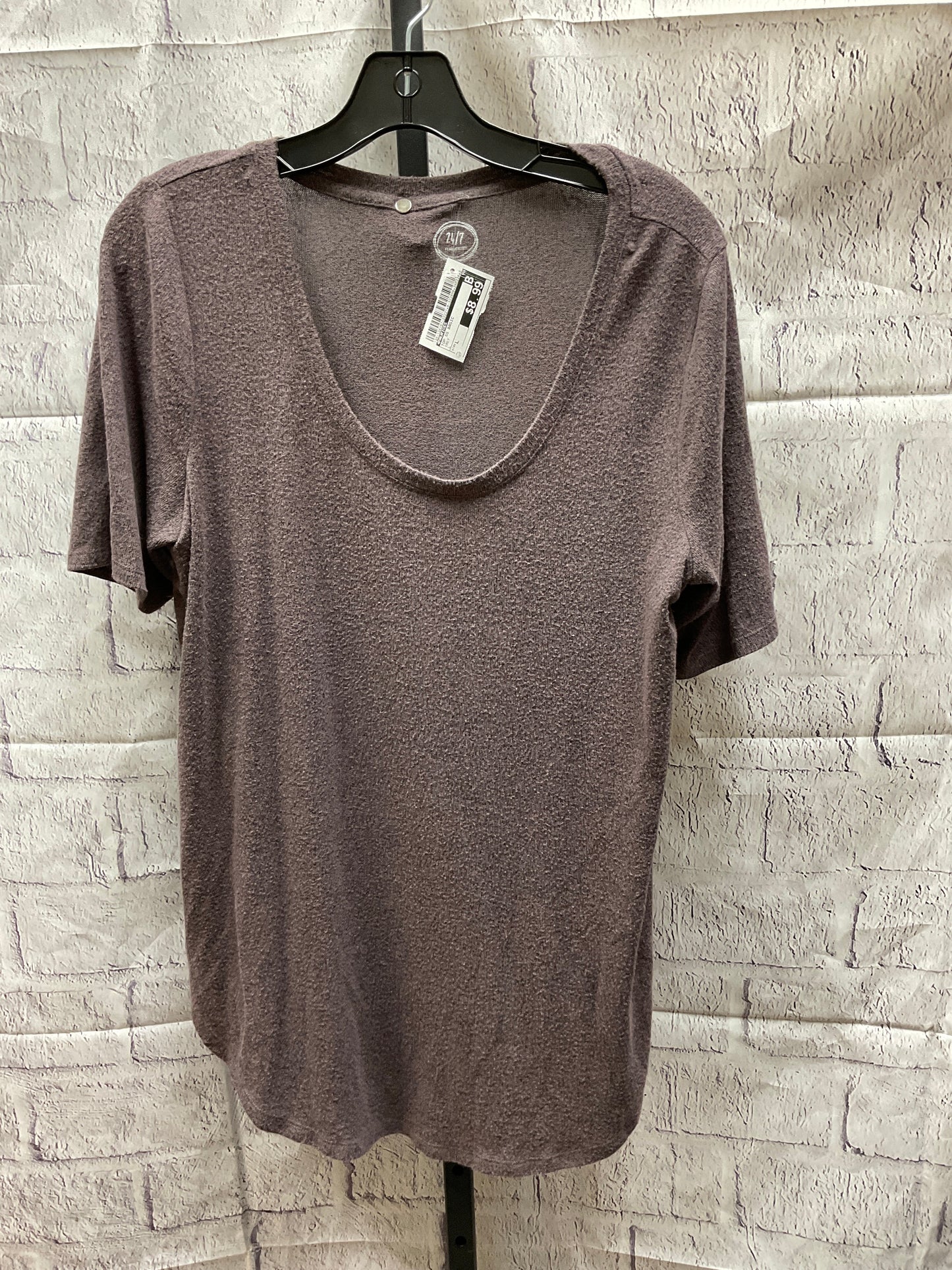 Top Short Sleeve Basic By Maurices  Size: L