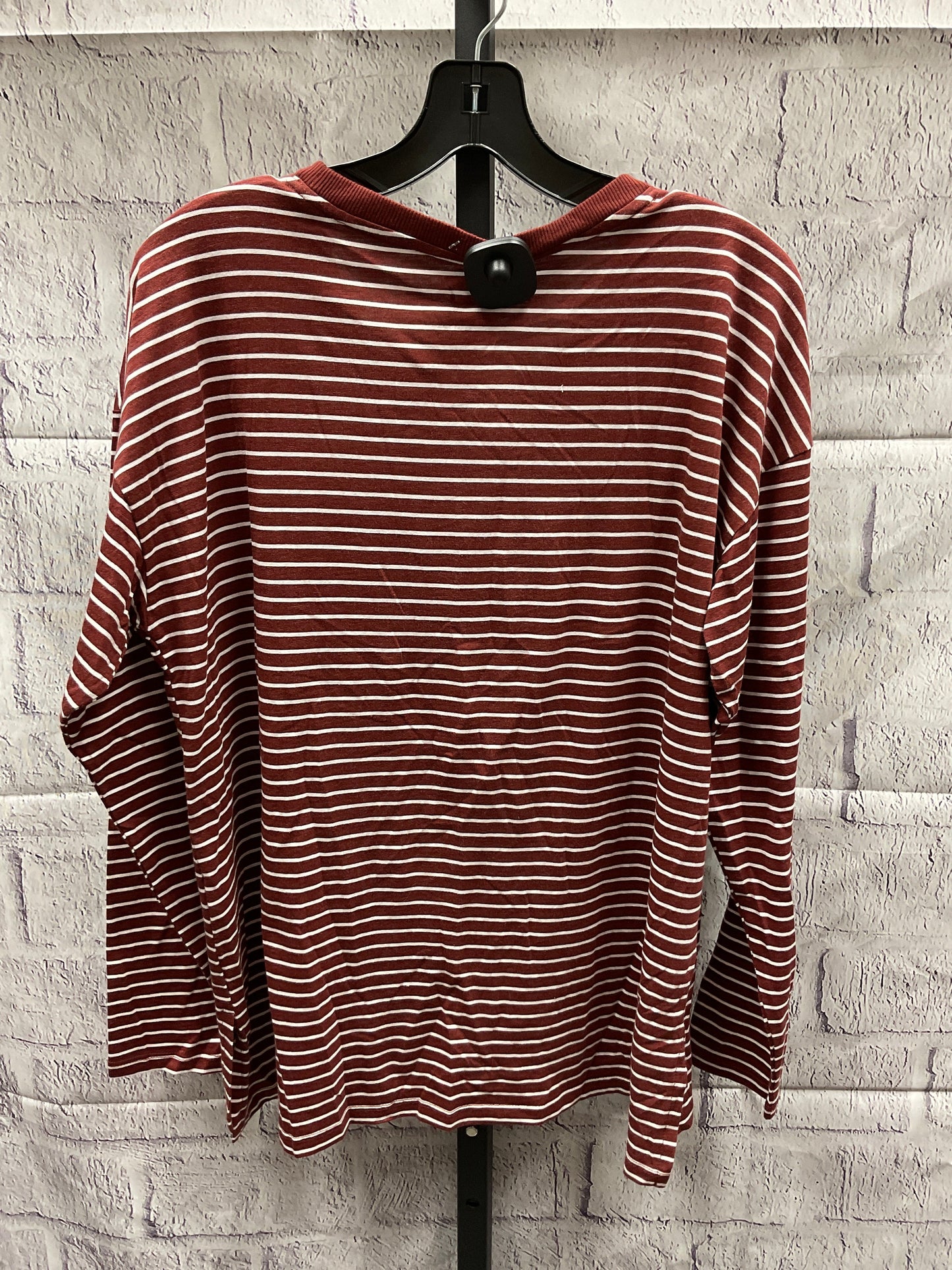 Top Long Sleeve Basic By Maurices  Size: M