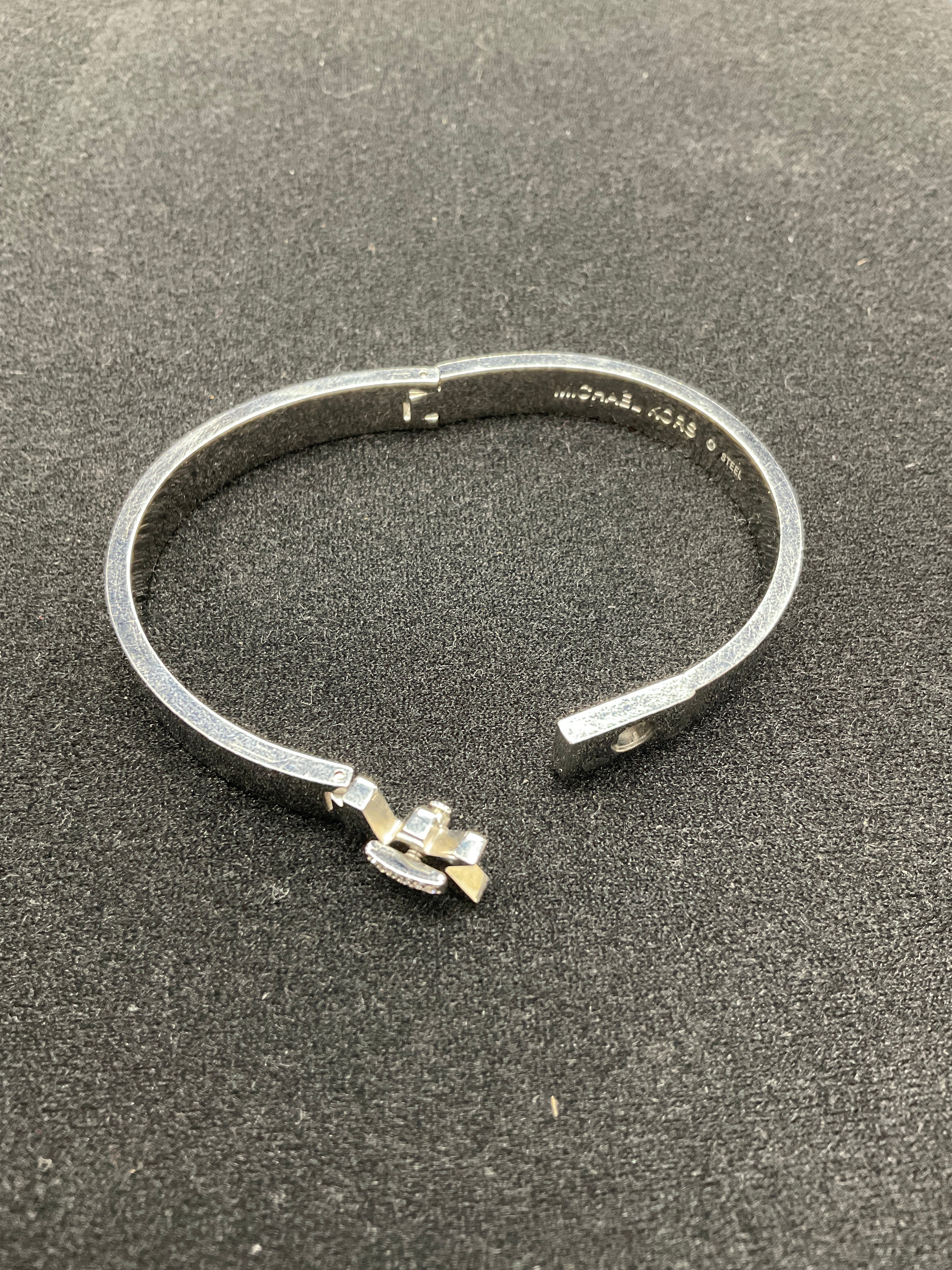 Michael sales kors anklet