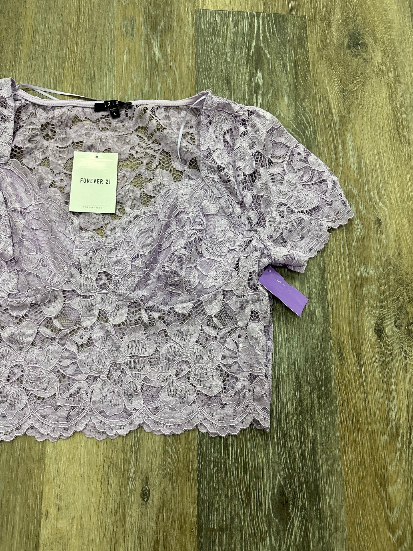 Top Short Sleeve By Iris  Size: L