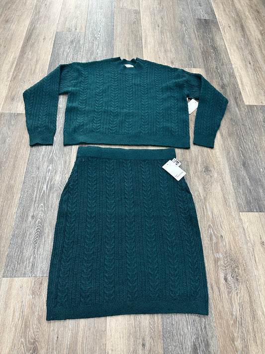 Sweater 2pc By 89th And Madison  Size: M