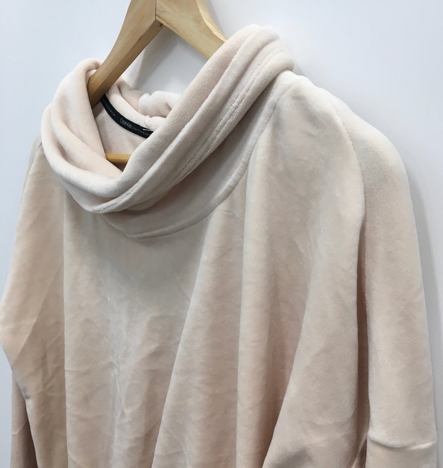 Athletic Fleece By Calvin Klein  Size: L