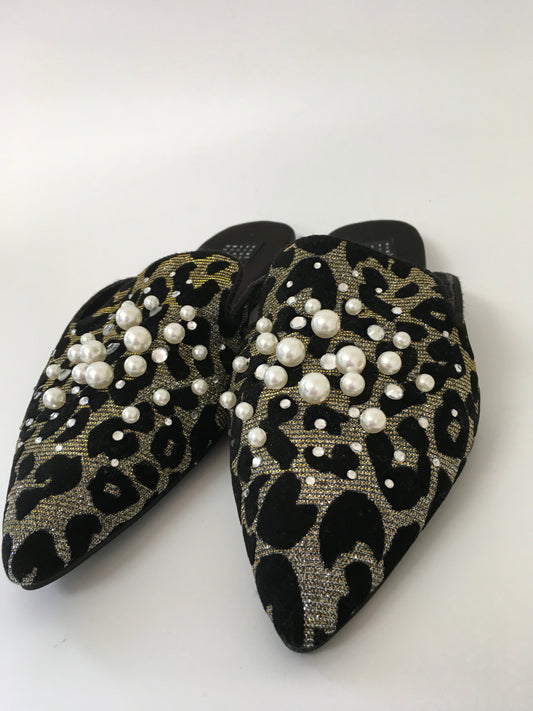 Shoes Flats Other By White House Black Market  Size: 7