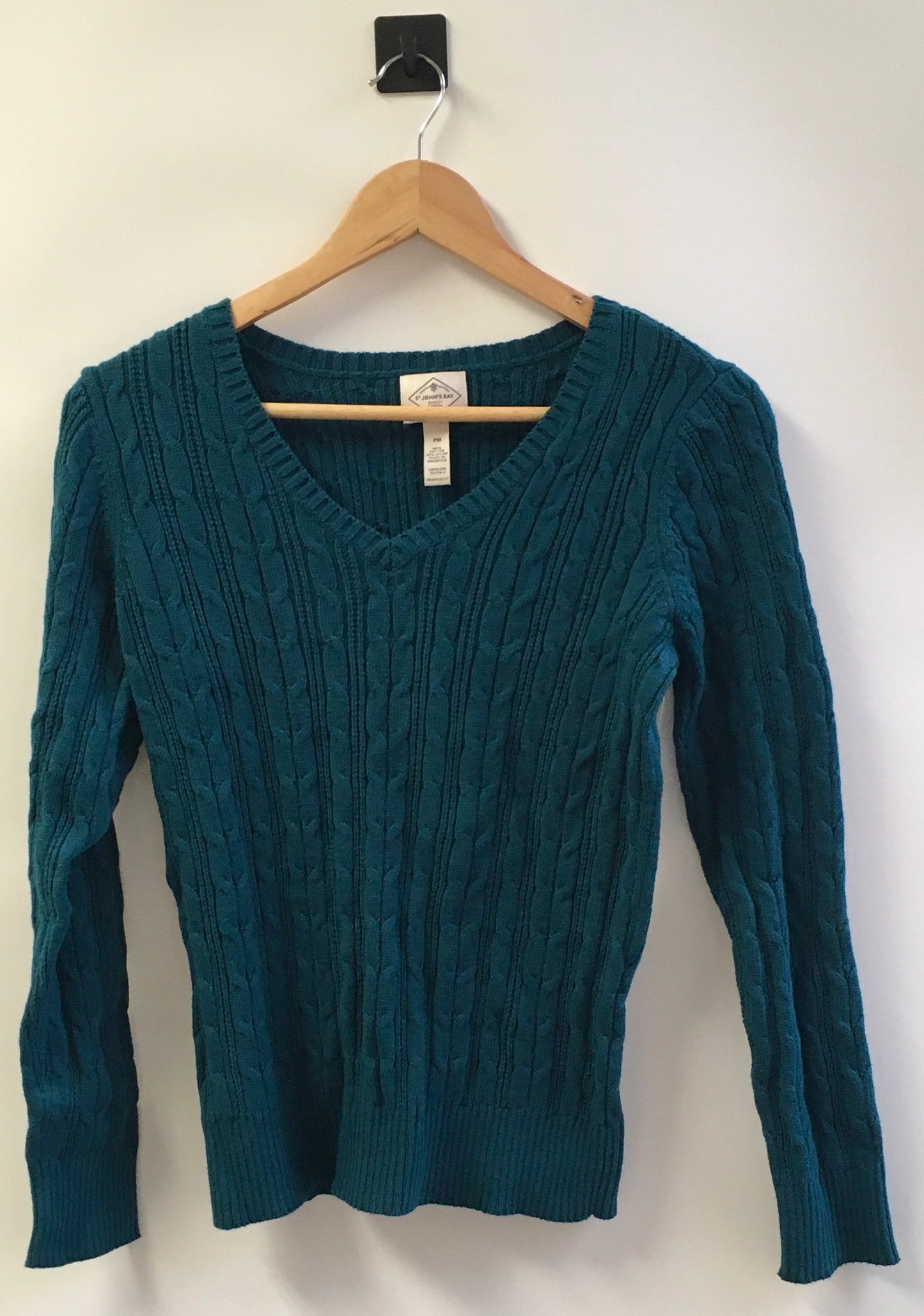 Sweater By St Johns Bay  Size: Petite  Medium
