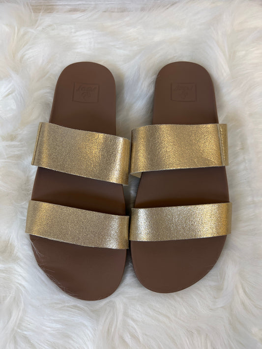 Sandals Flats By Reef  Size: 7.5