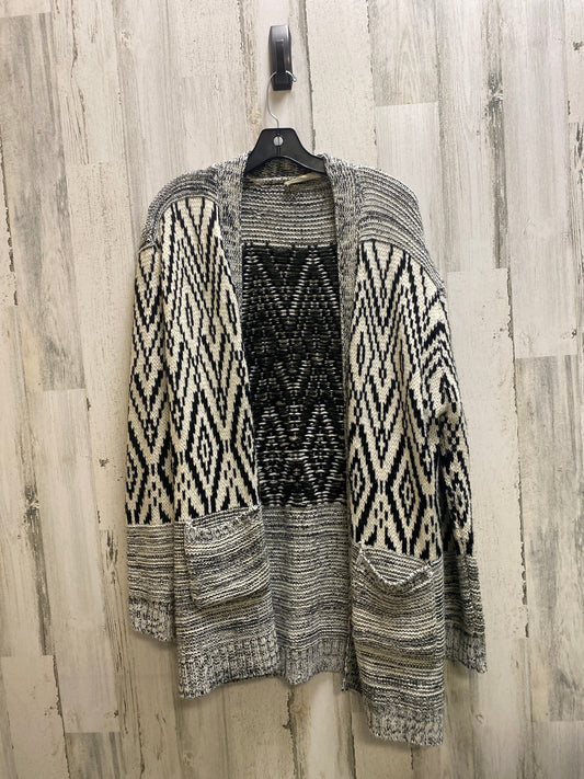 Sweater Cardigan By Elodie  Size: Xl