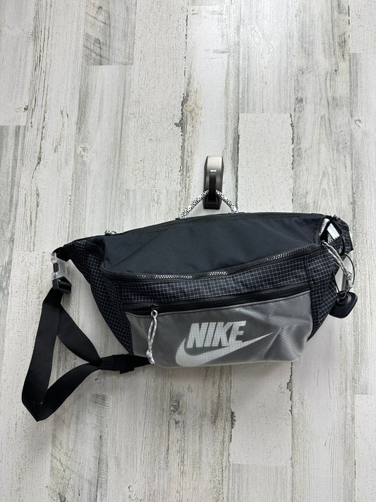 Belt Bag By Nike Apparel  Size: Large