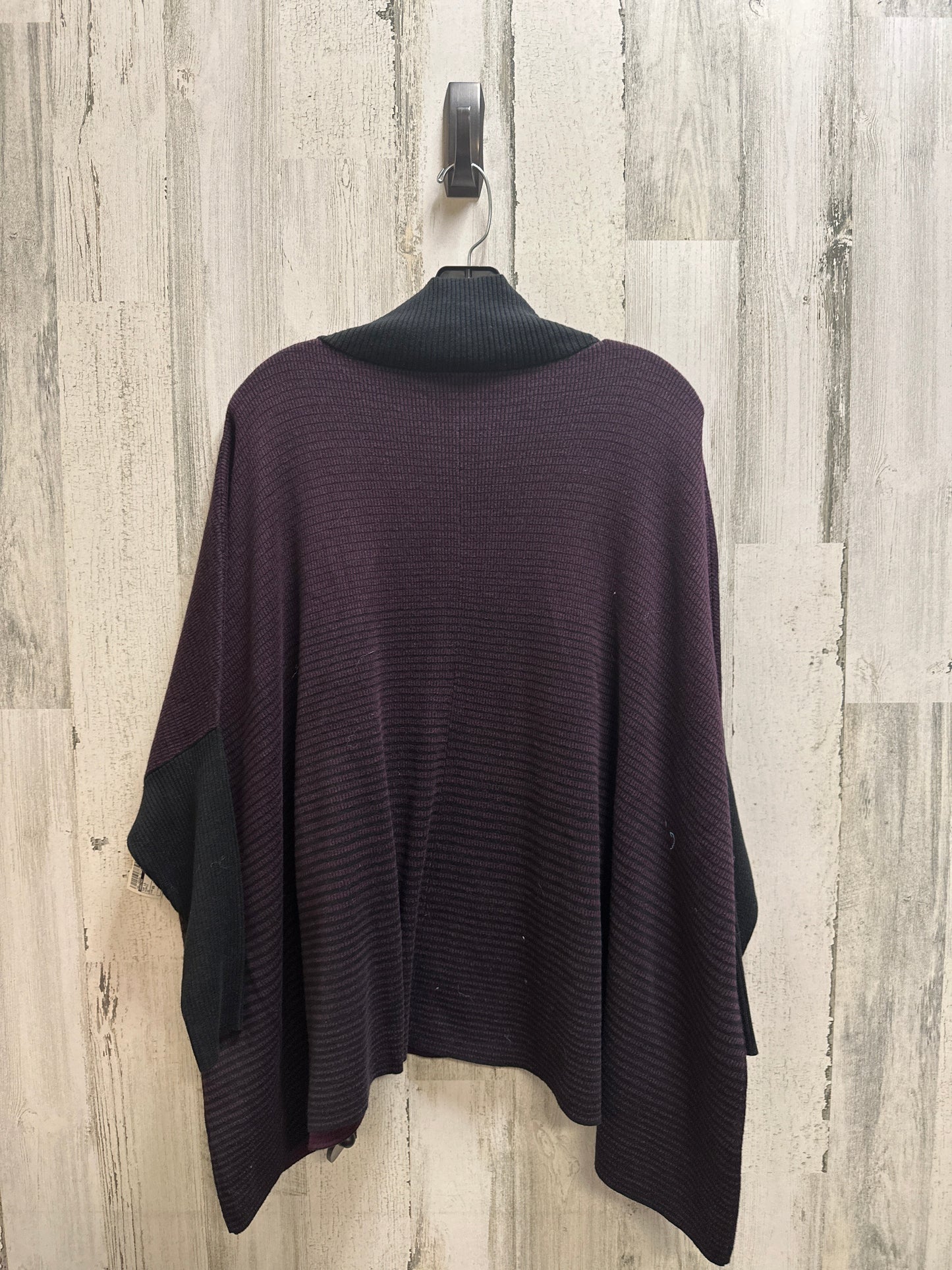 Top Long Sleeve By Habitat  Size: Xs