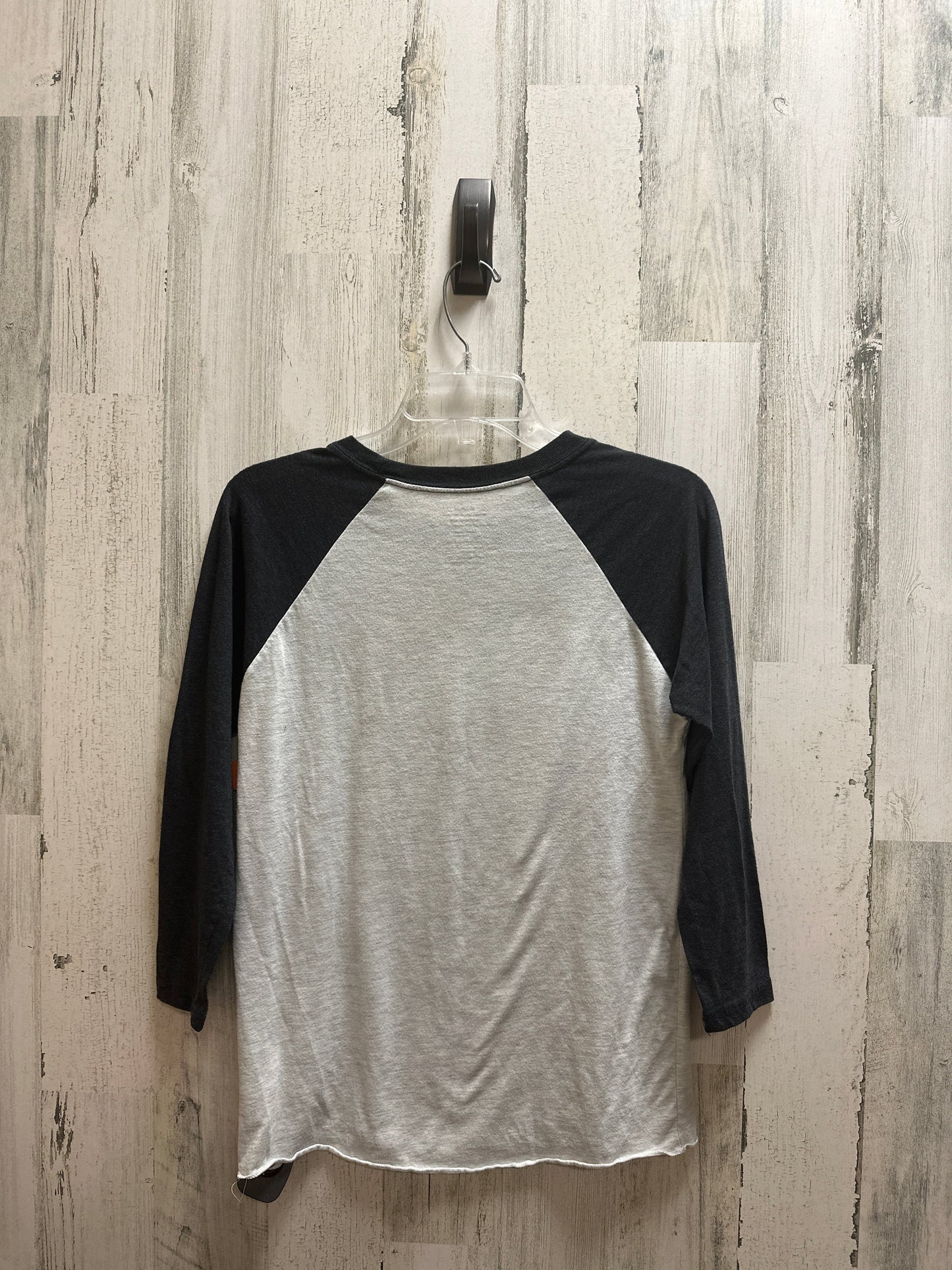 Top Long Sleeve By Clothes Mentor  Size: Xs