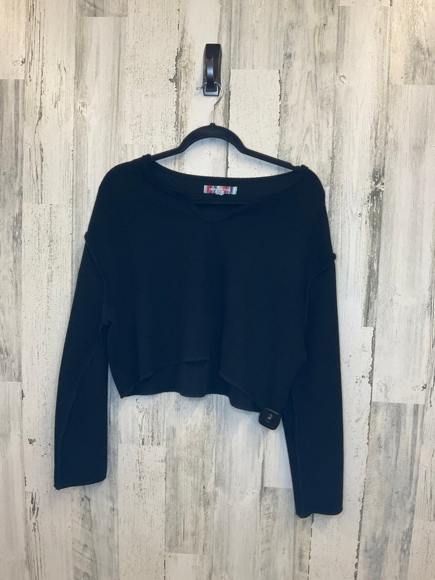 Top Long Sleeve Basic By Urban Outfitters  Size: S