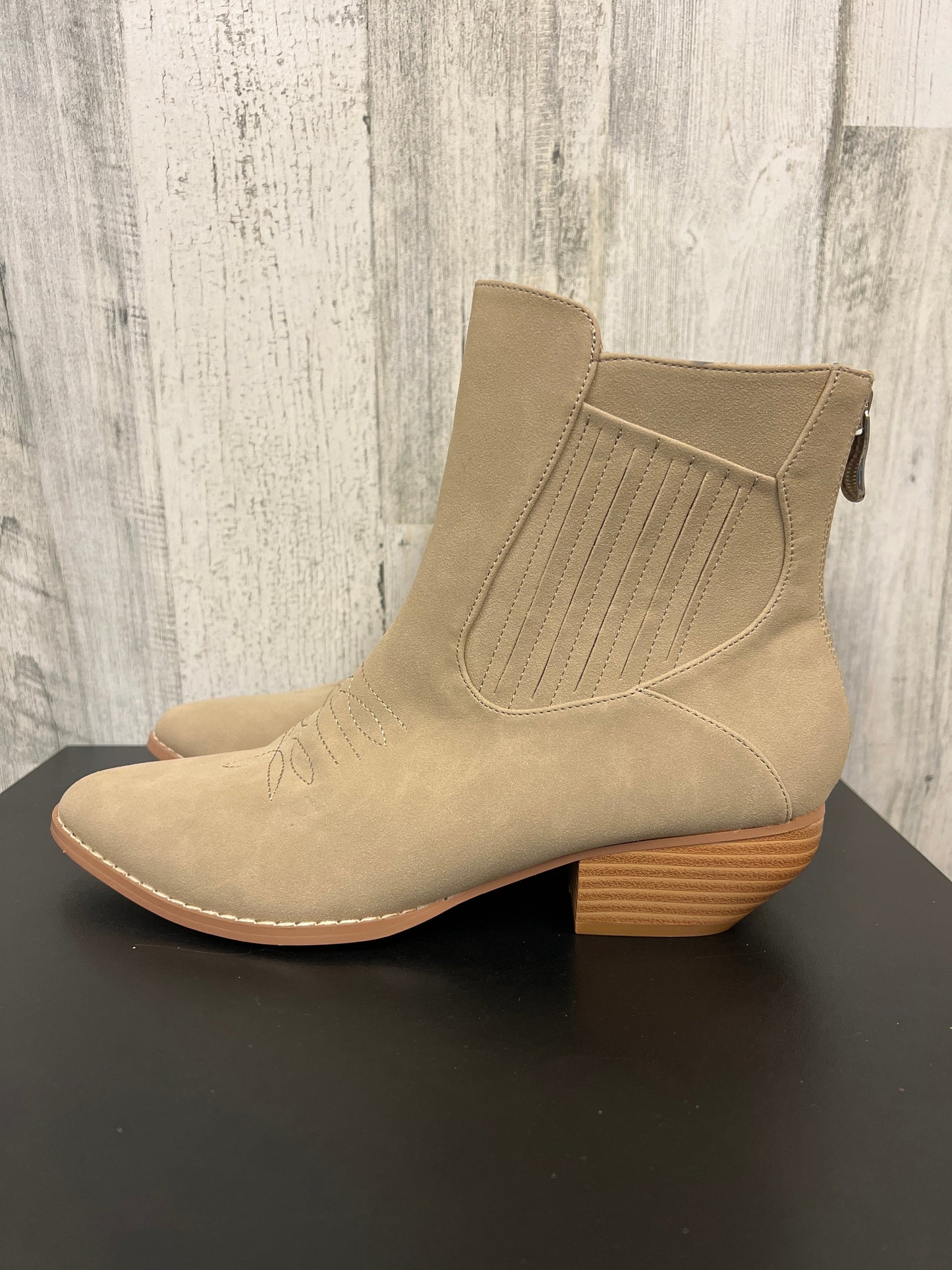 Boots Western By Clothes Mentor  Size: 7.5