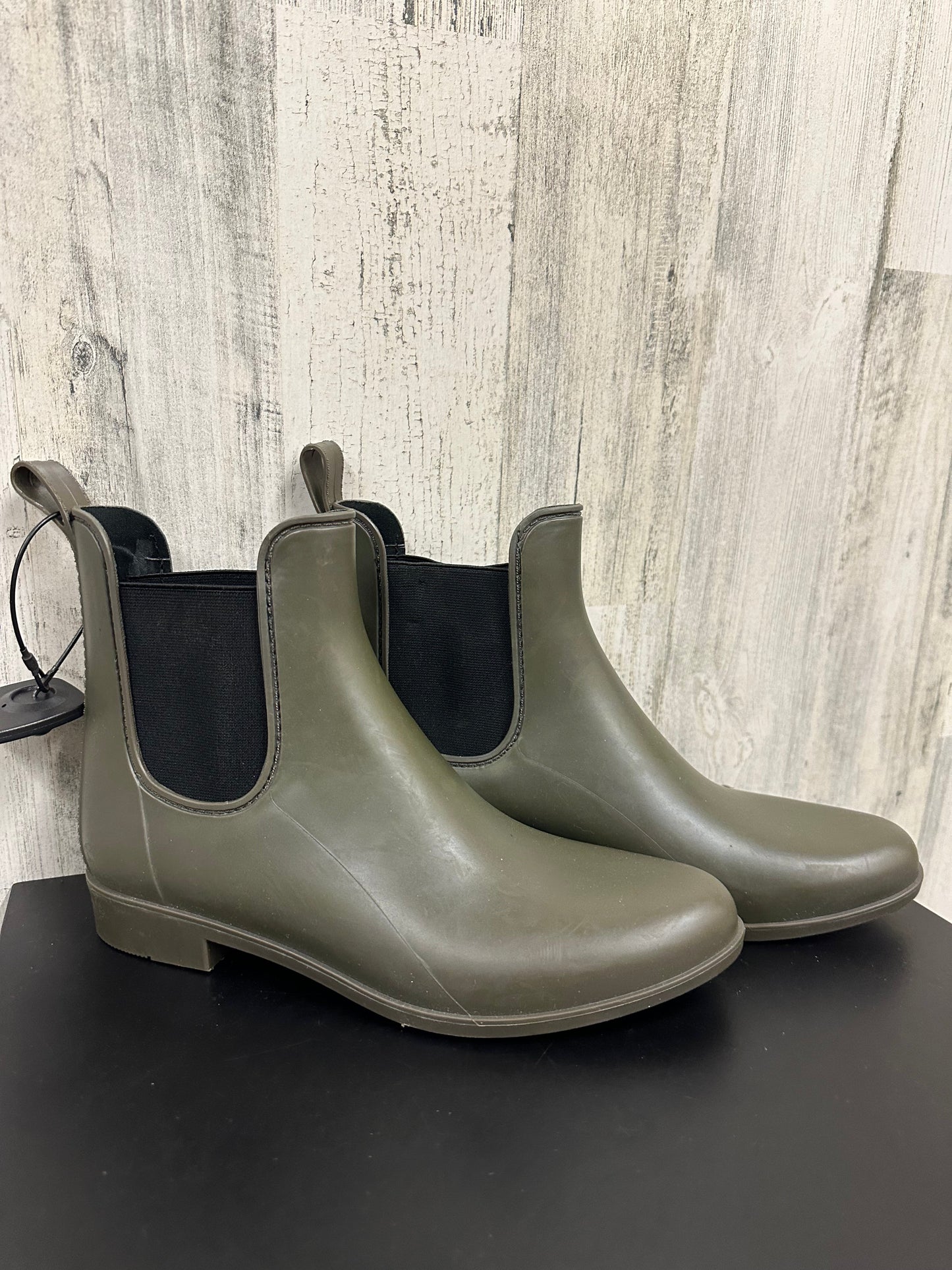 Boots Rain By Storm  Size: 9