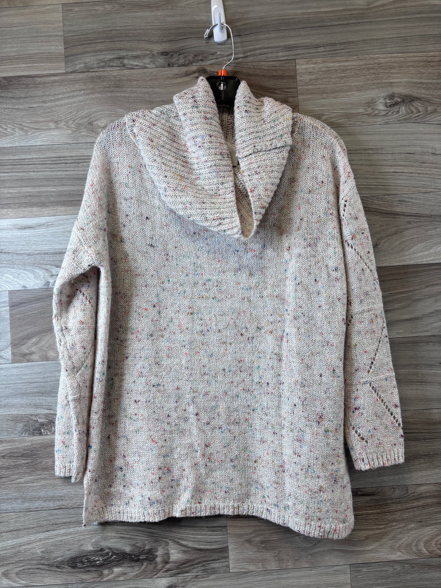 Sweater By Jessica Simpson  Size: S