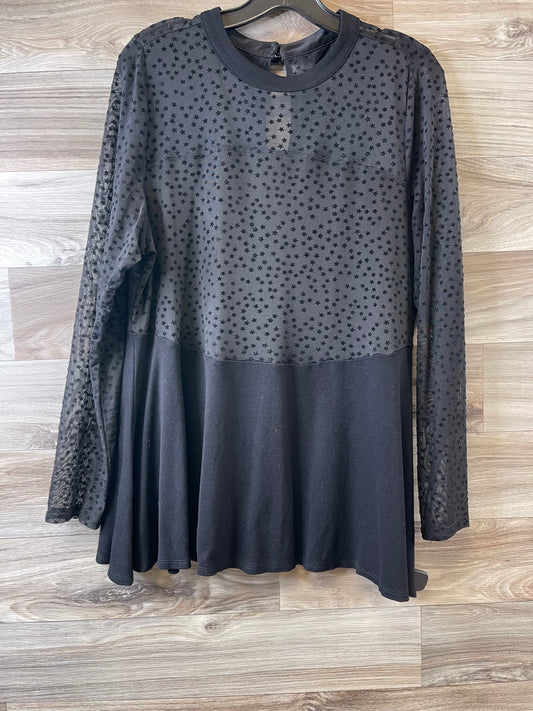 Top Long Sleeve By Torrid  Size: 1x