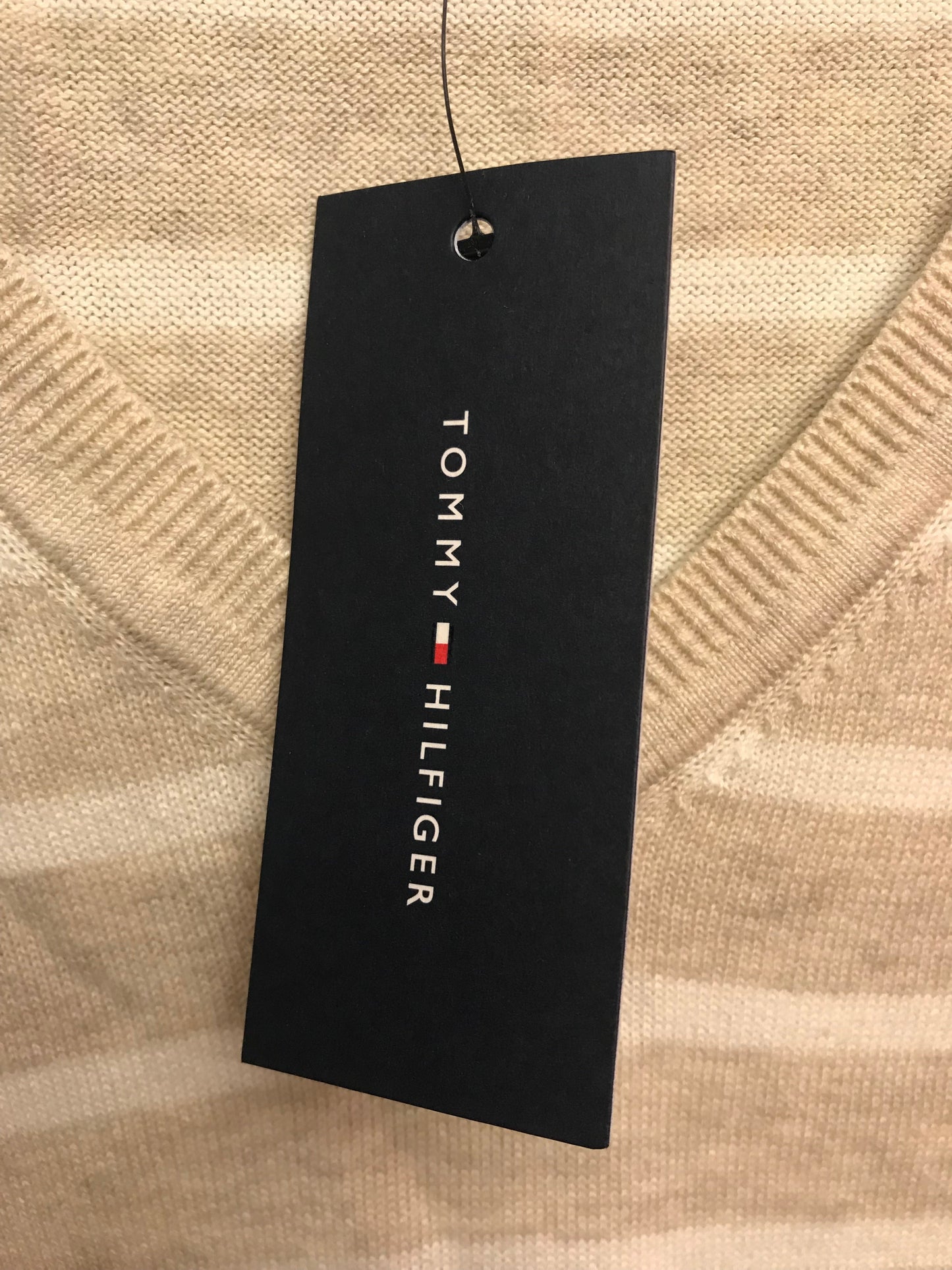 Sweater By Tommy Hilfiger  Size: M