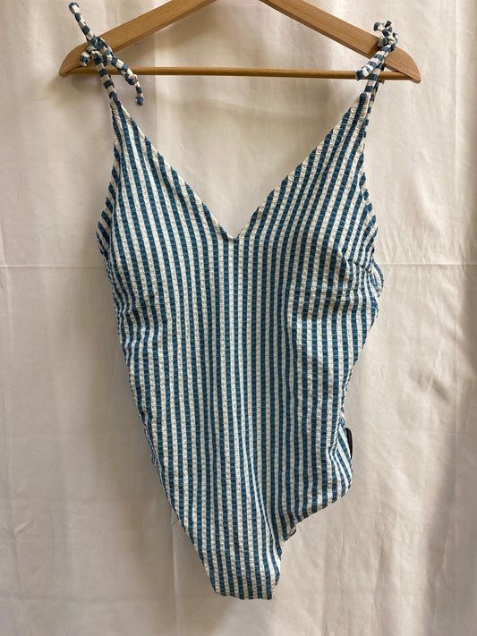 Swimsuit By Jessica Simpson  Size: Xl