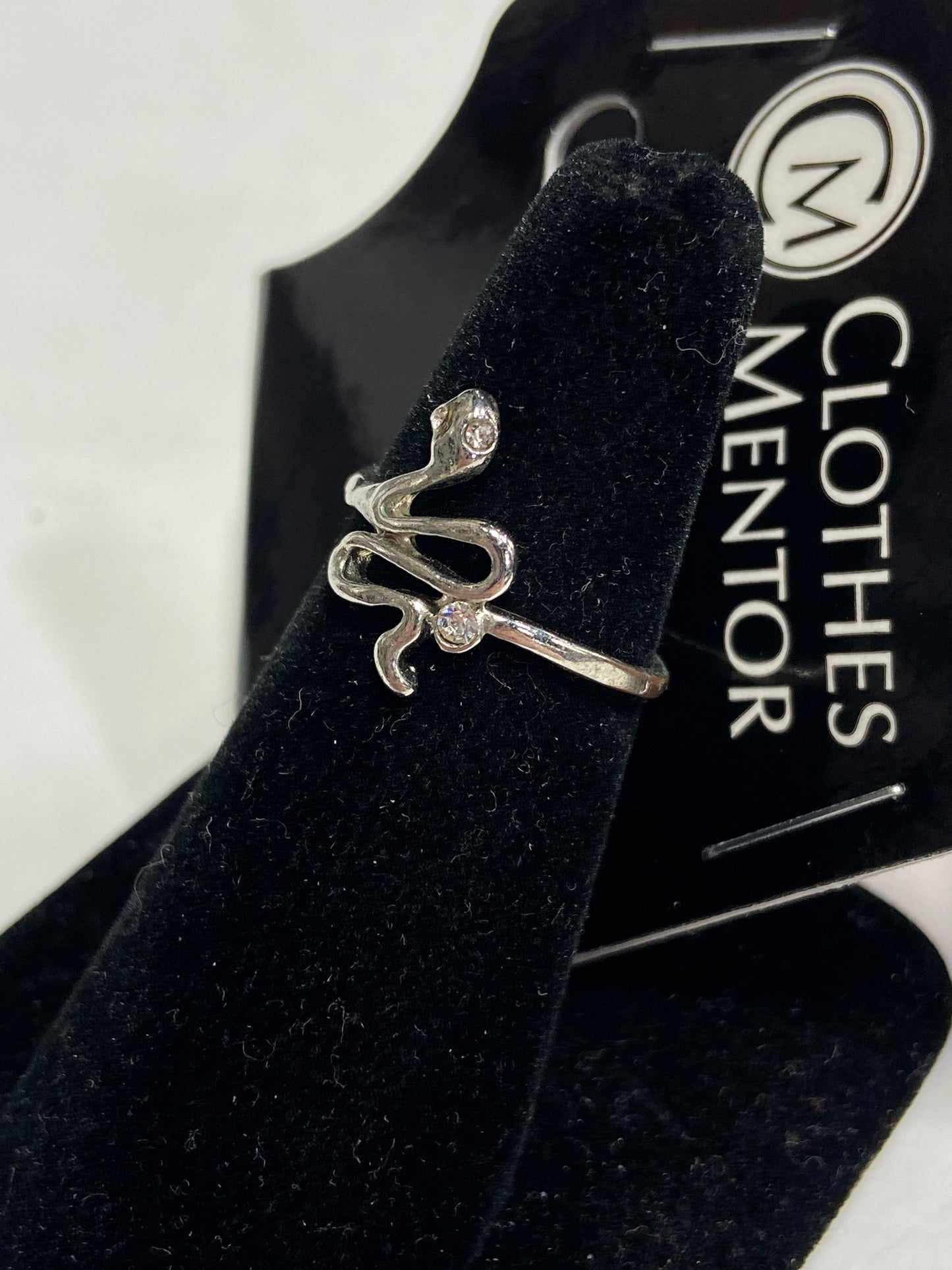 Ring Statement By Clothes Mentor  Size: 7.5