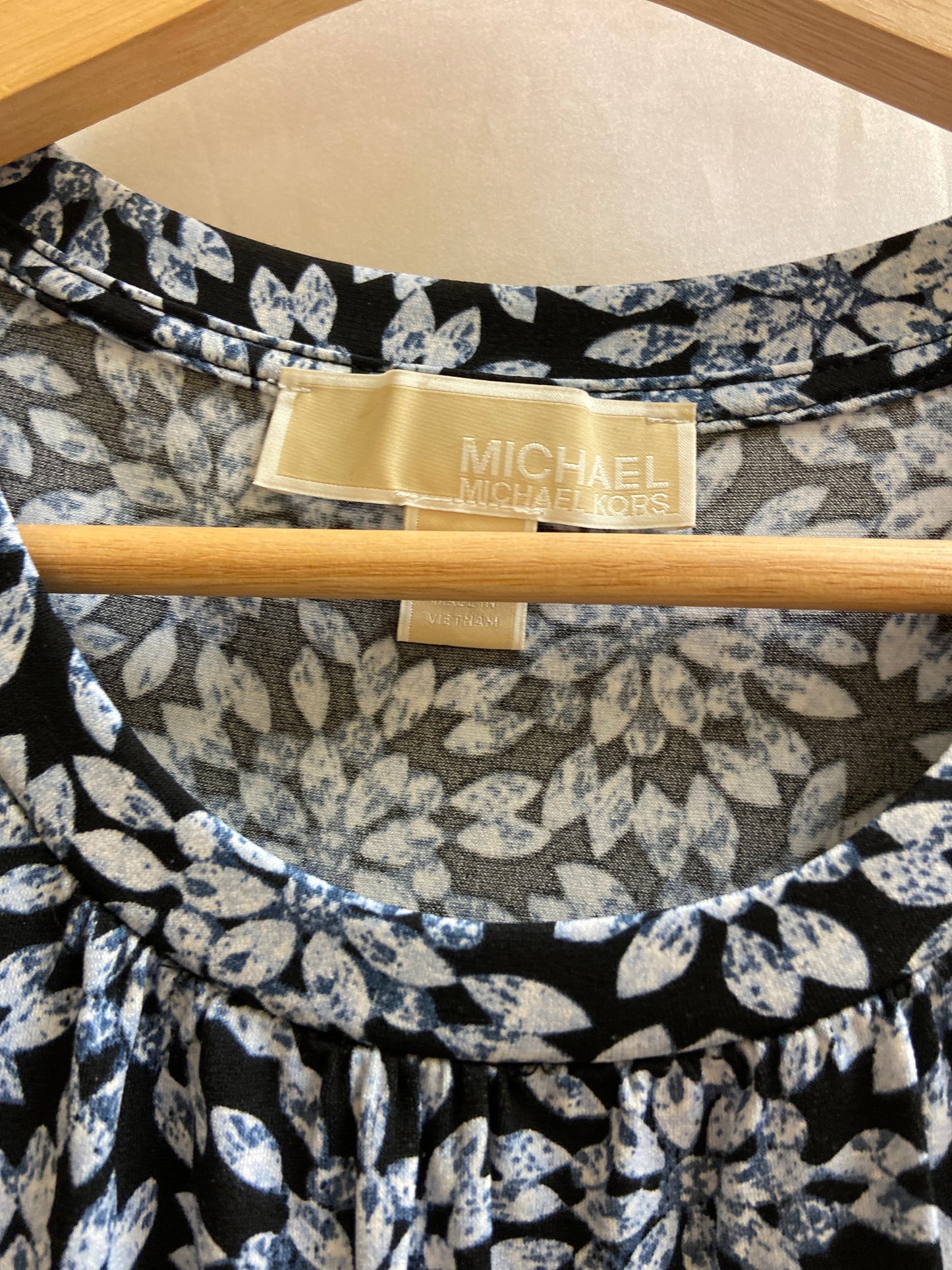 Top Long Sleeve By Michael Kors  Size: S