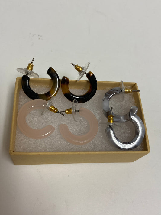 Earrings Hoop By Clothes Mentor  Size: 03 Piece Set