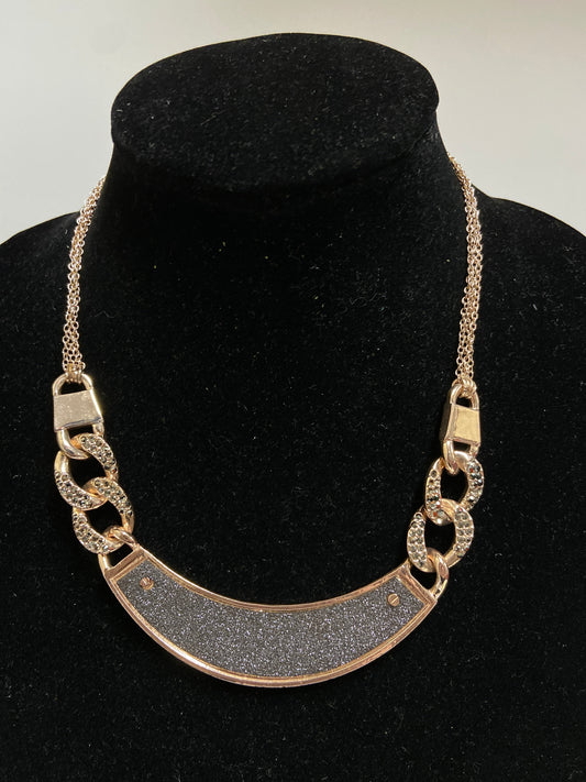 Necklace Statement By Guess  Size: 1
