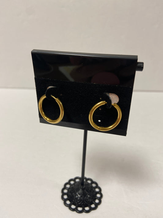 Earrings Hoop By Clothes Mentor  Size: 1