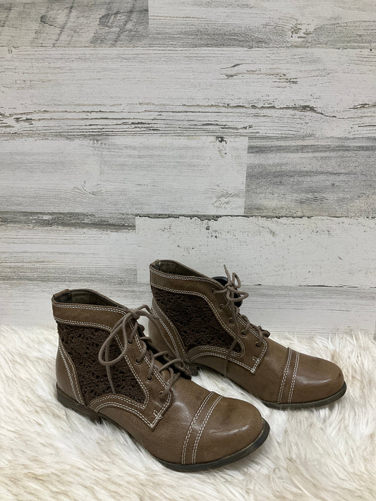 Boots Ankle Heels By Xoxo  Size: 8.5
