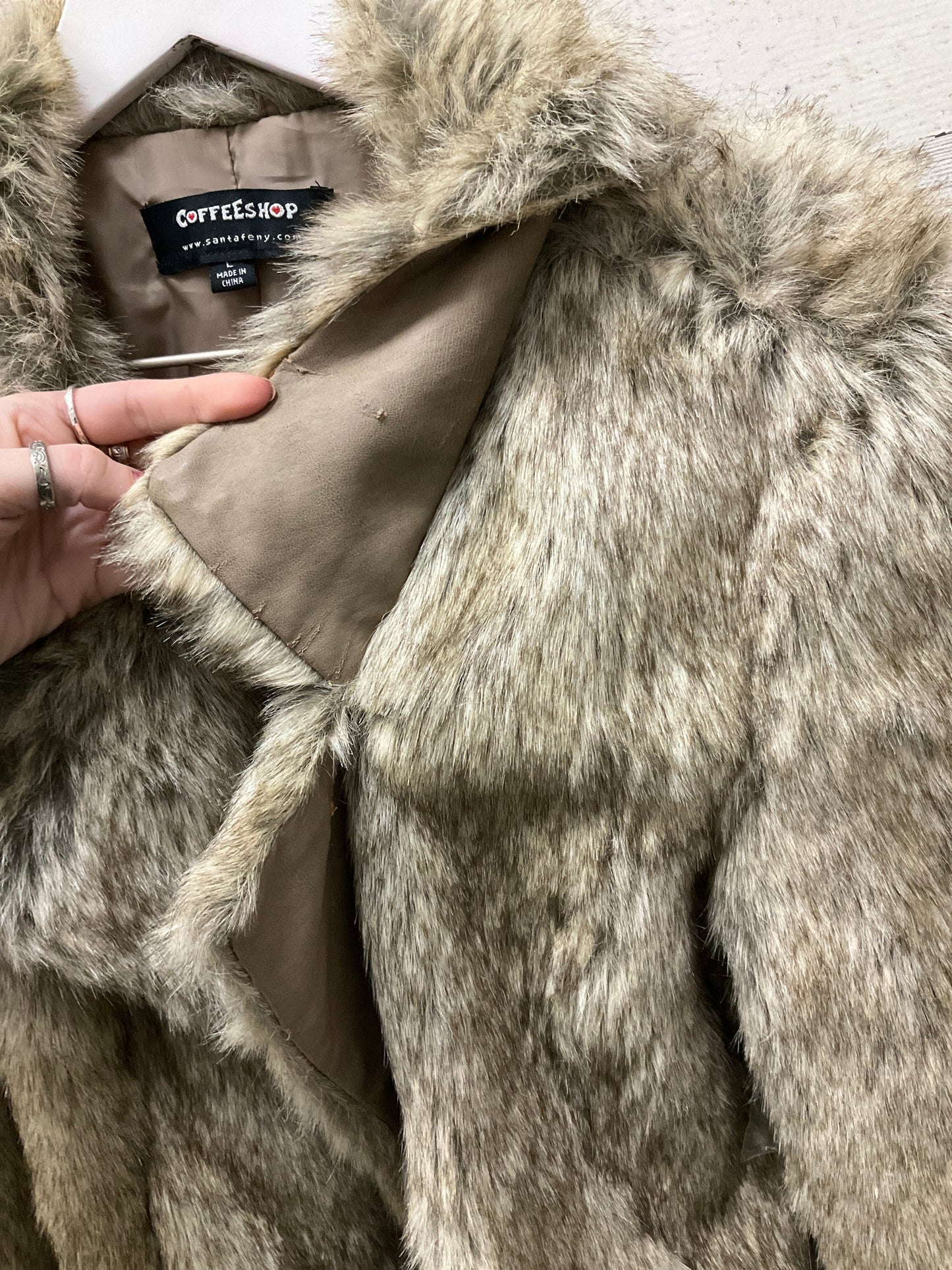 Jacket Faux Fur & Sherpa By Coffee Shop  Size: L