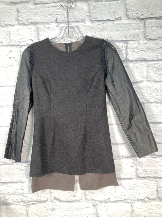 Top Long Sleeve By Clothes Mentor  Size: S