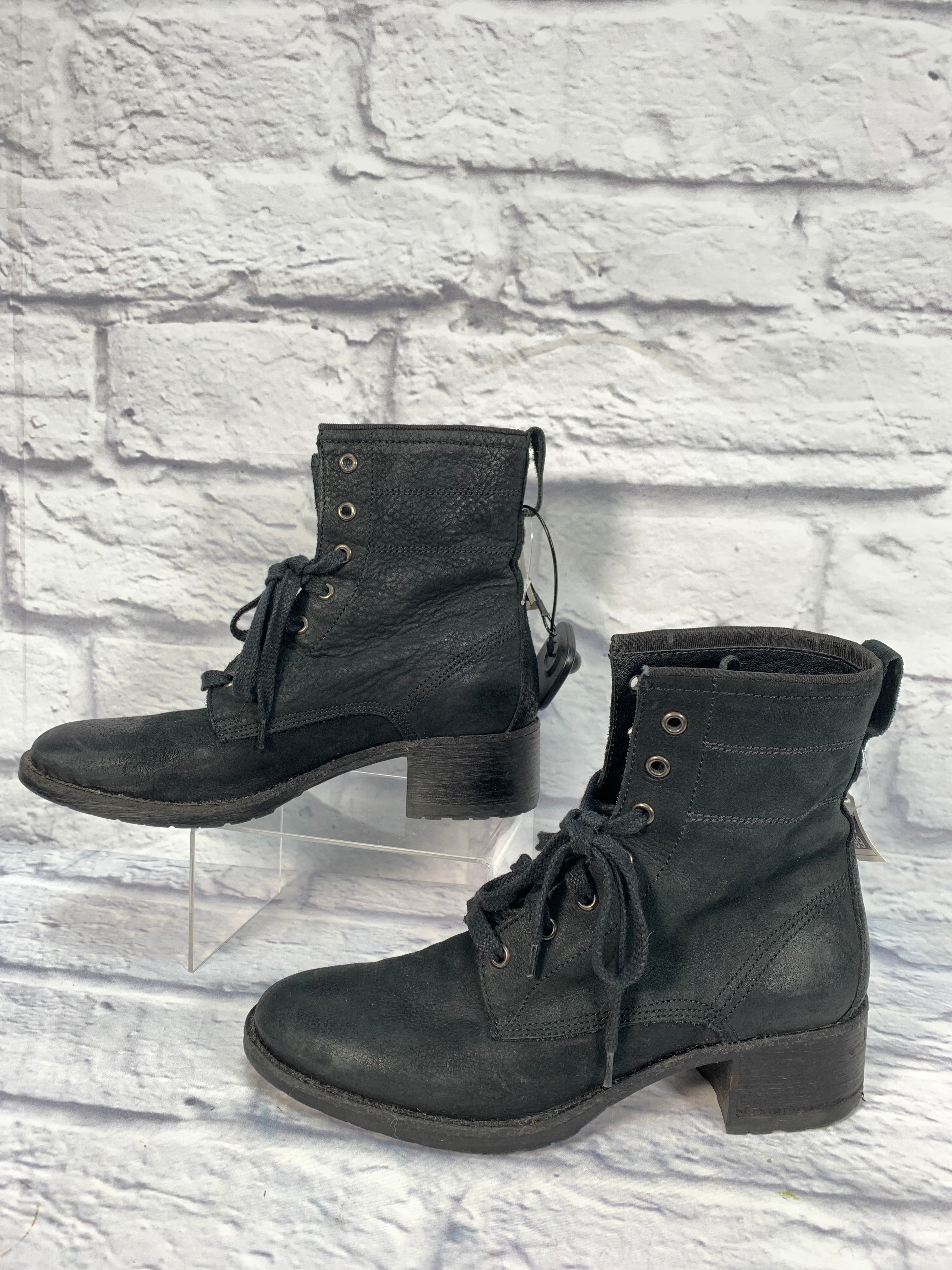 Vera wang deals combat boots