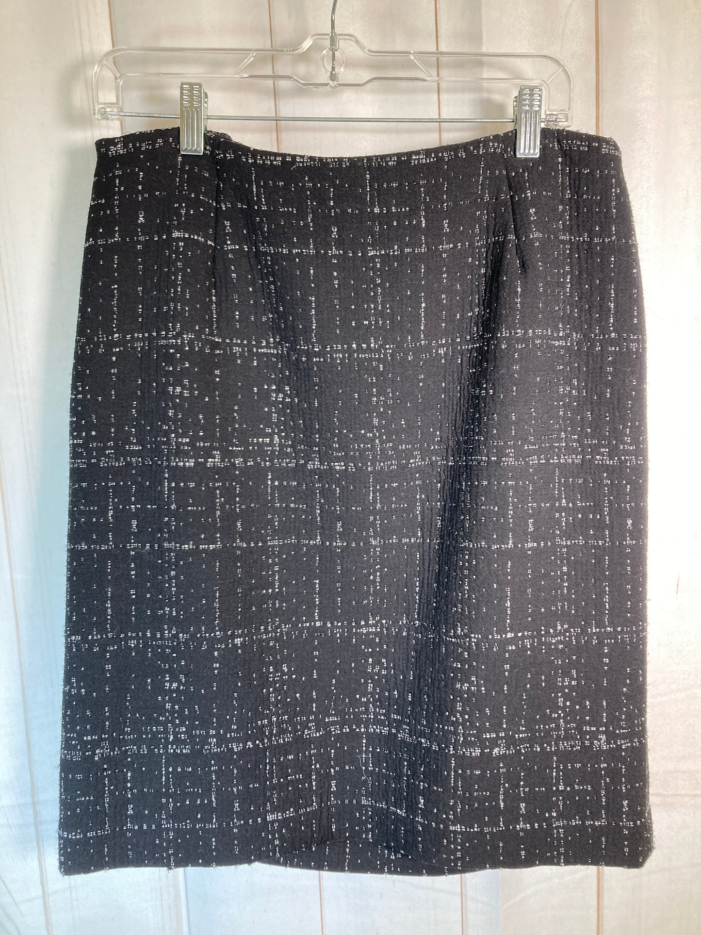 Skirt Mini & Short By Clothes Mentor  Size: 12