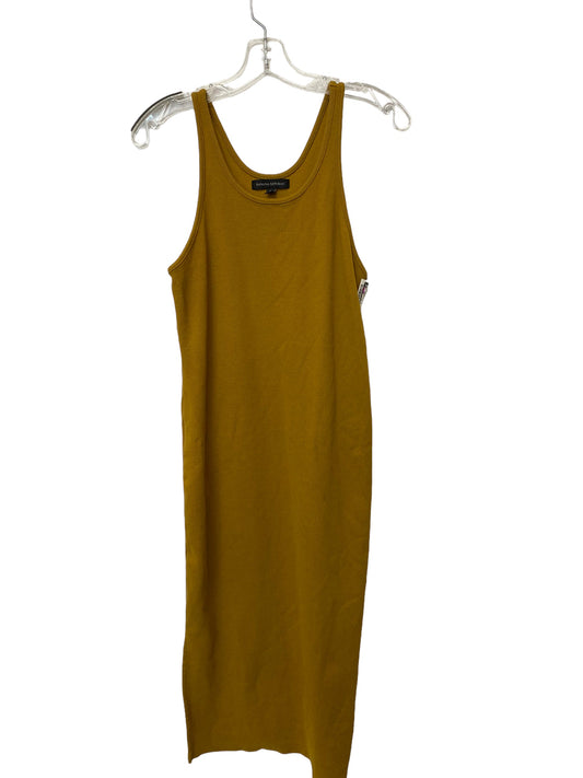 Dress Casual Maxi By Banana Republic  Size: S