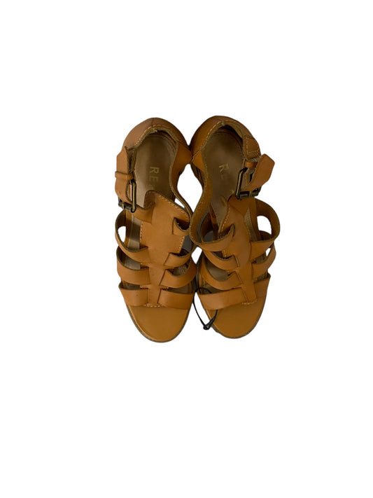 Sandals Heels Block By Report  Size: 7.5