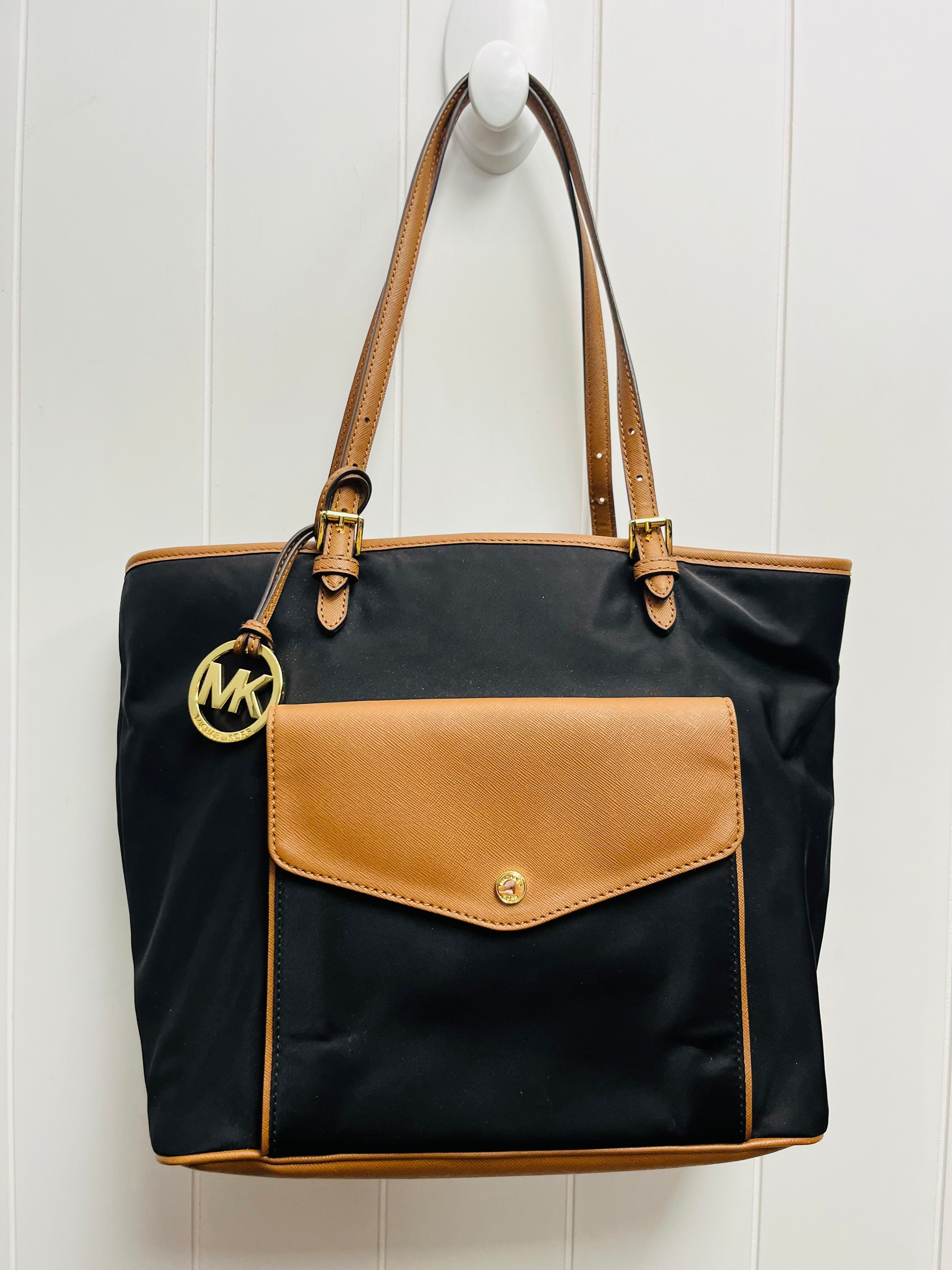 Buy Authentic Michael Kors Bags For Women In India | Tata CLiQ Luxury