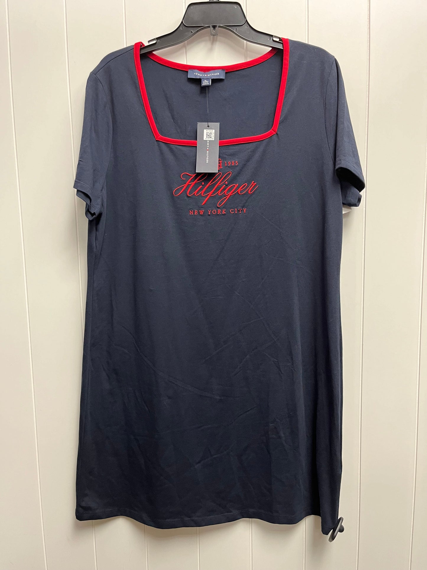 Dress Casual Short By Tommy Hilfiger  Size: Xl