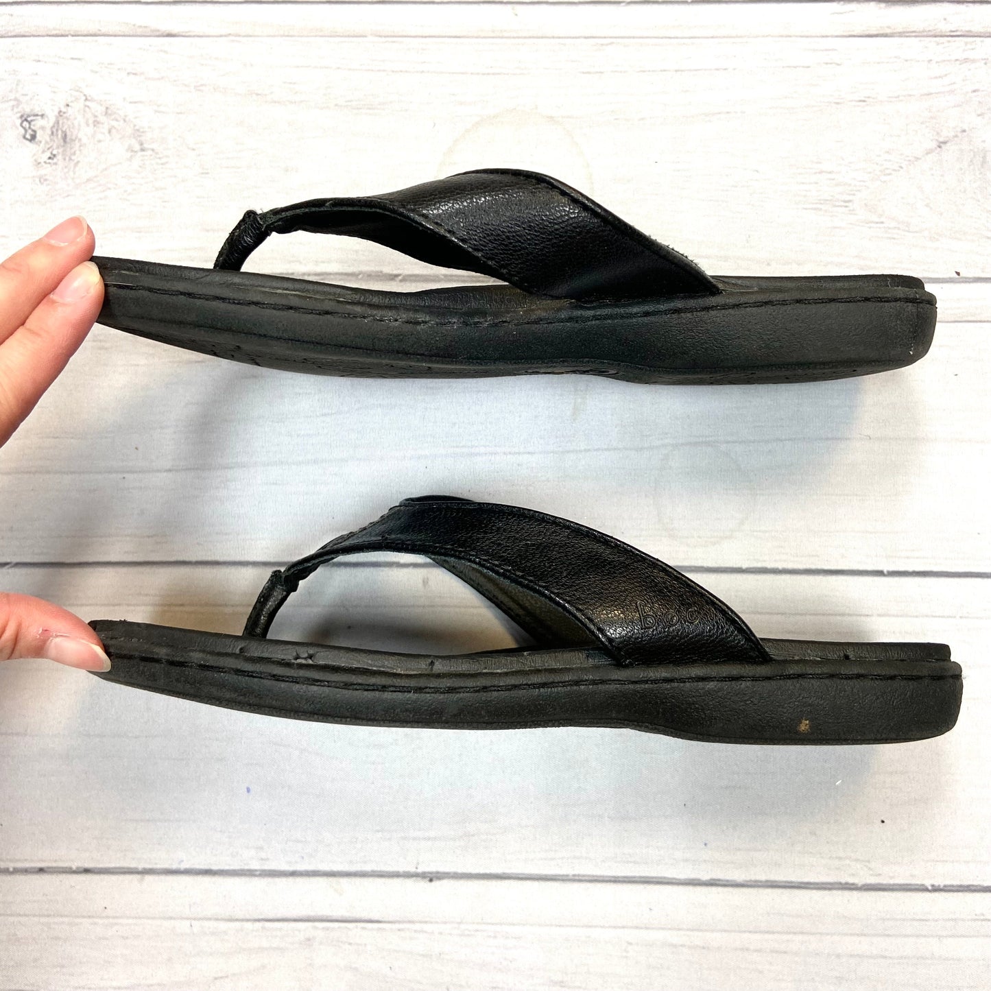 Sandals Flip Flops By Boc  Size: 6