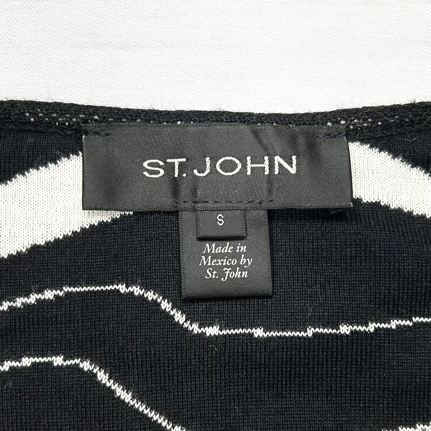Sweater Designer By St. John  Size: S