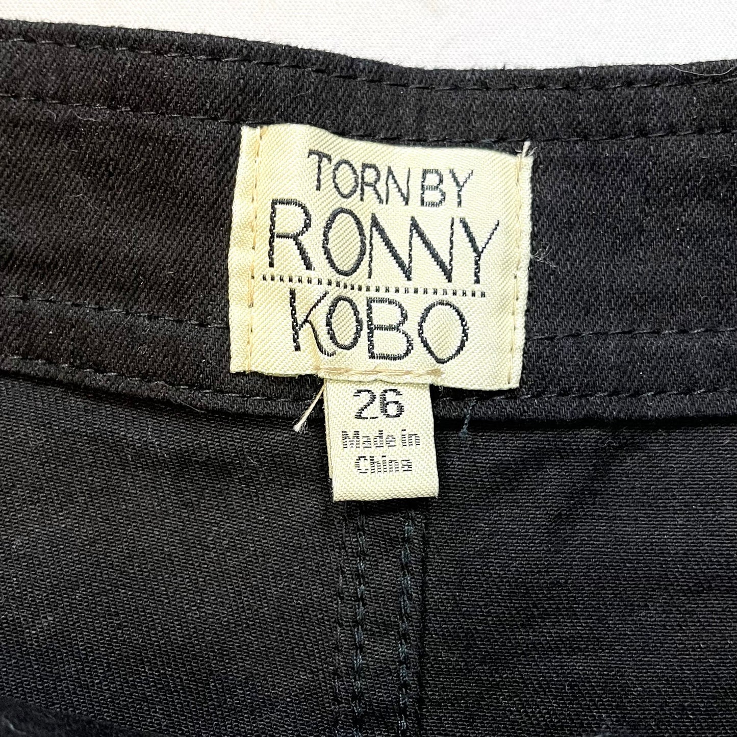 Jeans Designer By Torn By Ronny Kobo Size: 2
