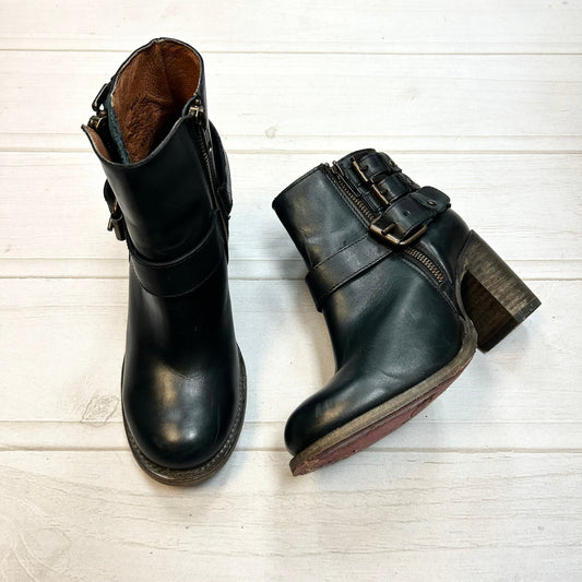 Boots Designer By Freebird  Size: 7
